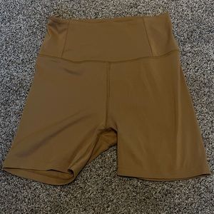 Girlfriend Collective FLOAT Ultralight Run Short